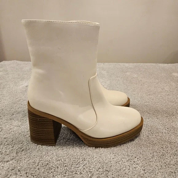 Women's White Platform Ankle Boots - Size 6.5 - 70s Retro Block Heel - Target - Picture 3 of 9